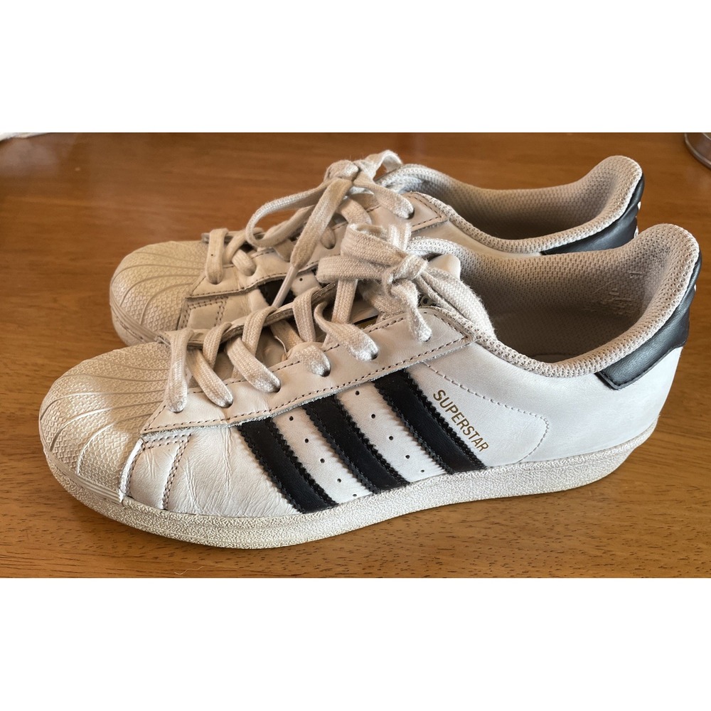 Adidas White Superstar Sneakers Junior Size 5 #C77154 Youth Original Ortholite